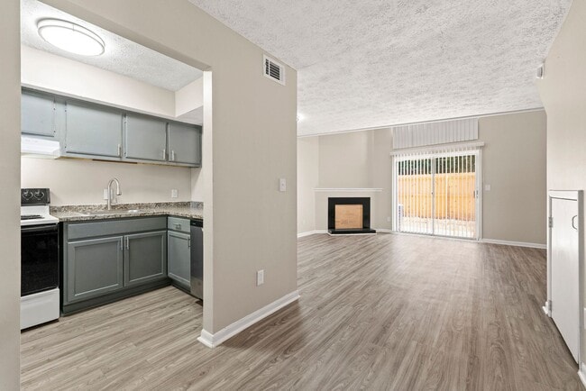 Building Photo - Aero 24Twenty