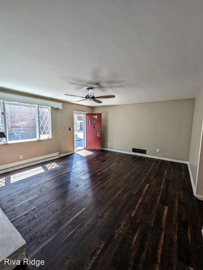 Building Photo - 3 br, 1 bath House - 2705 Larkins Way