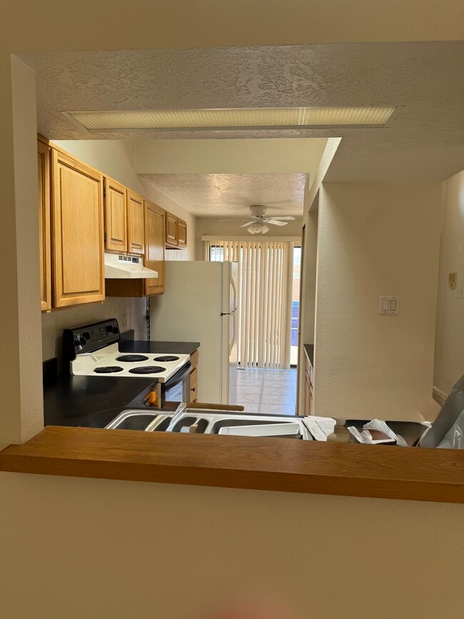 Foto del edificio - 6604 San Blas Pl NW