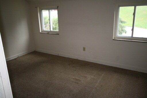 Building Photo - 918 Pentland Dr