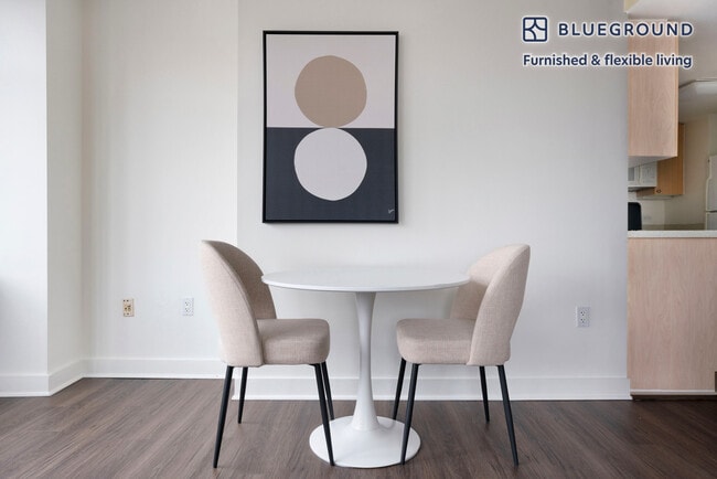 Building Photo - 444 8th St NW