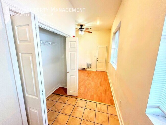 Foto del edificio - Spacious North Philly Studio near Shopping...