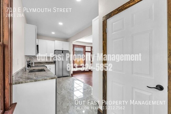 Foto del edificio - 710 E Plymouth St