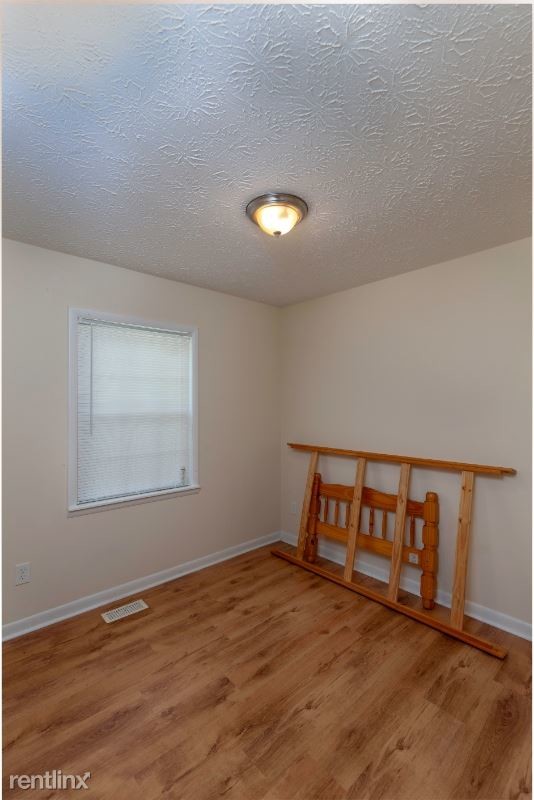 Foto del edificio - 4 br, 2.5 bath House - 1545 Spruce Ridge Ct