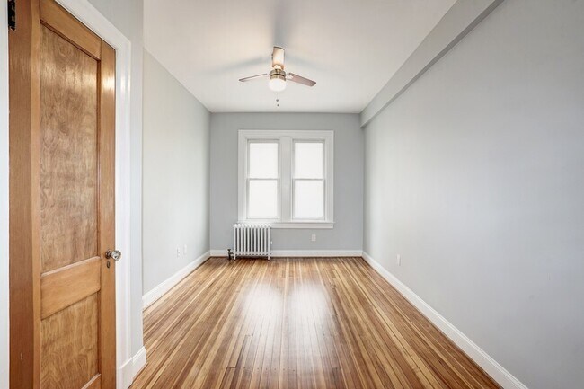 Building Photo - 1705 P St NW