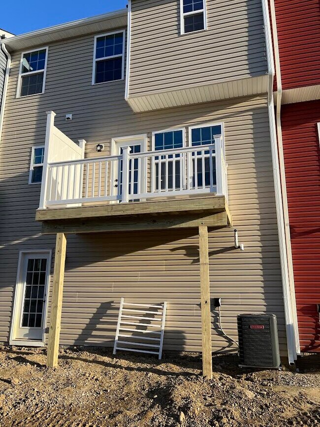 Foto del edificio - 6837 Frey Ln