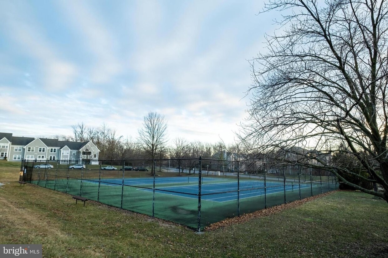 7854 Old Farm Ln Unit DL, Ellicott City, MD 21043 Room for Rent in