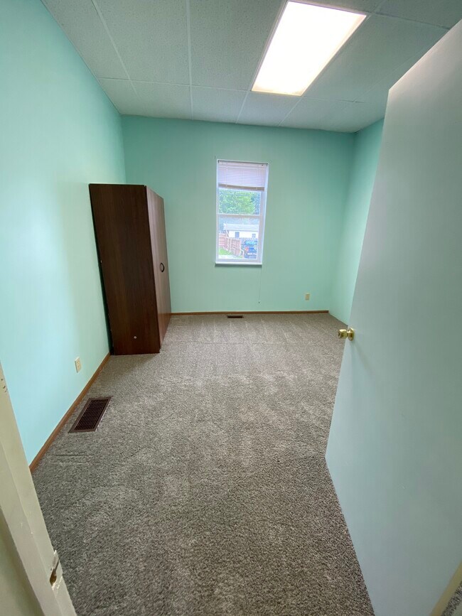 2nd Bedroom - 169 16th St NW