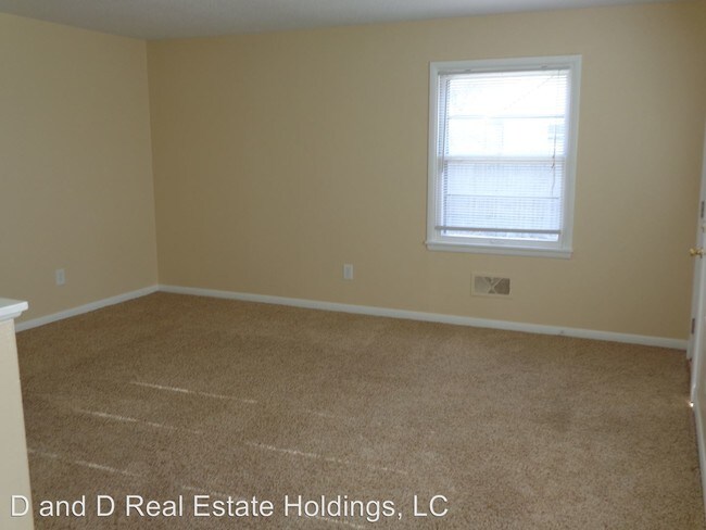 Building Photo - 1308 J Ave NE