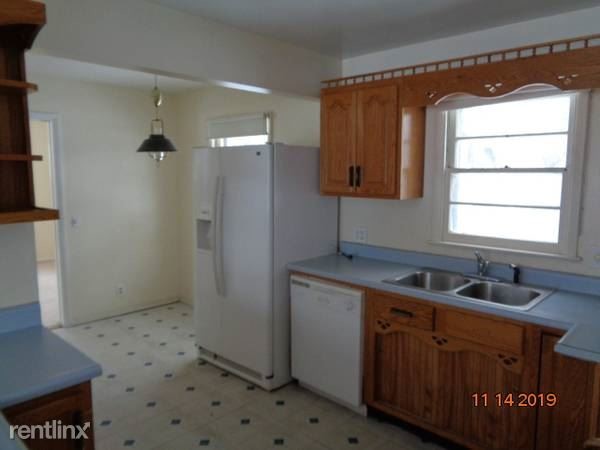 Building Photo - 3 br, 1.5 bath House - 178 Fetzner Rd