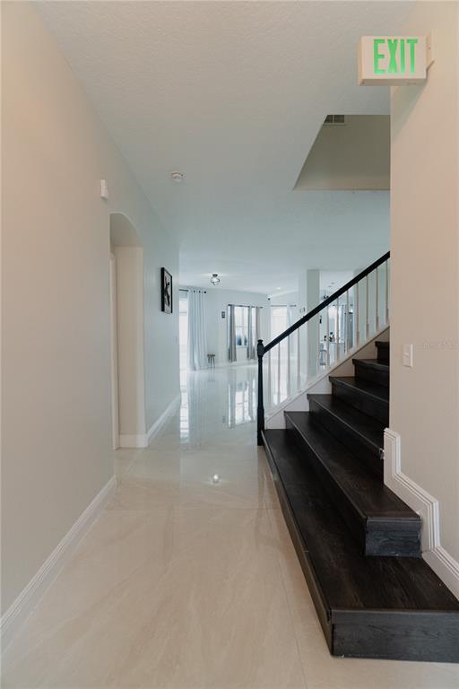 Building Photo - 1014 Corvina Dr