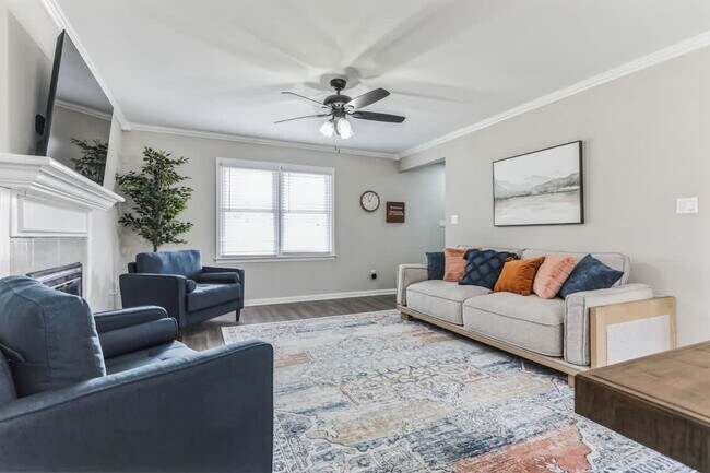 Foto del edificio - 12879 Copperfield Ln