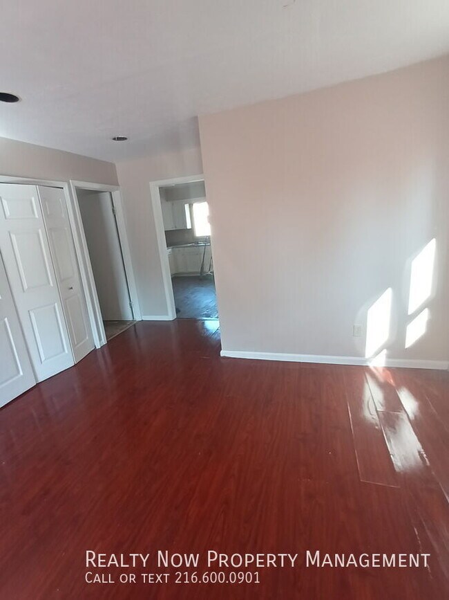 Foto del edificio - 2939 Warrensville Center Rd