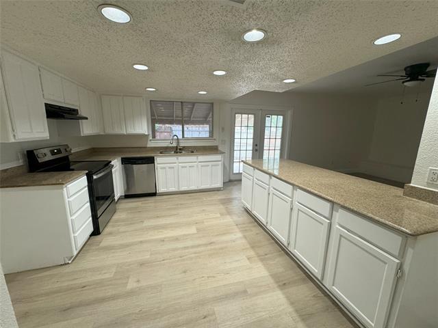 Building Photo - 4718 Crestmont Ct