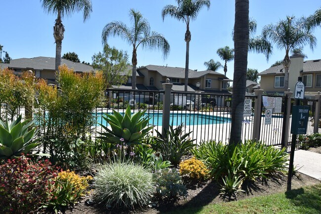 Foto del edificio - 630 W Palm Ave