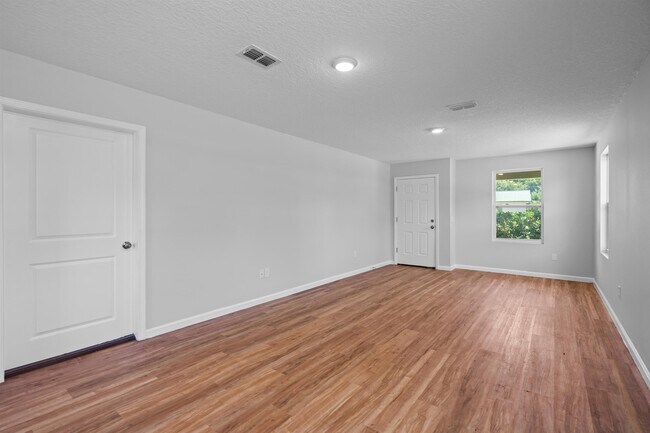 Foto del edificio - 790 South St
