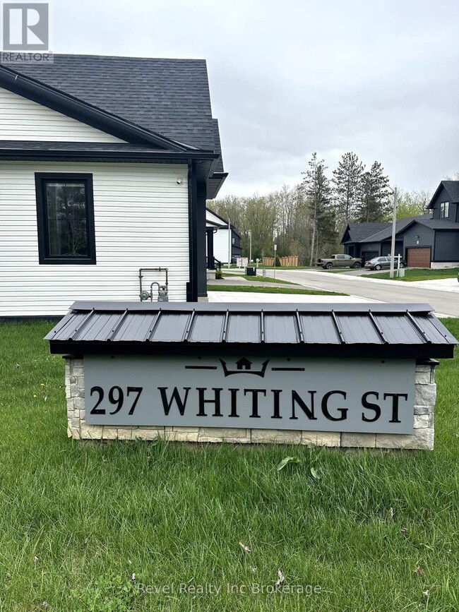 Photo du bâtiment - 297-297 Whiting St