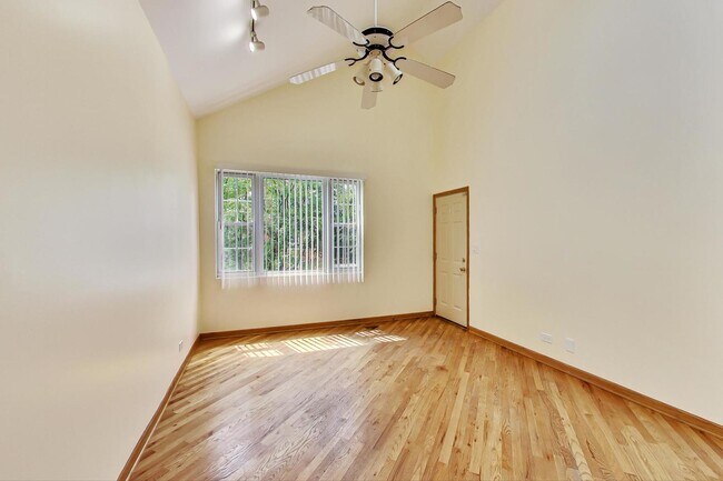 Foto del edificio - 1452 W Cortez St