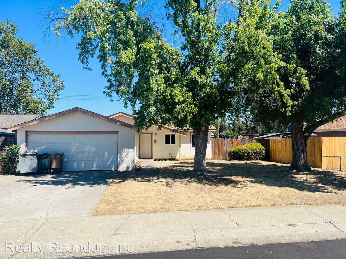 3 br, 2 bath House 8893 Kelsey Dr House Rental in Elk Grove, CA