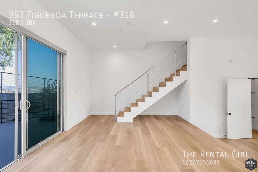 Primary Photo - 957 Figueroa Terrace