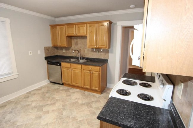 Building Photo - 1204 Liggett St, Lexington, KY 40508