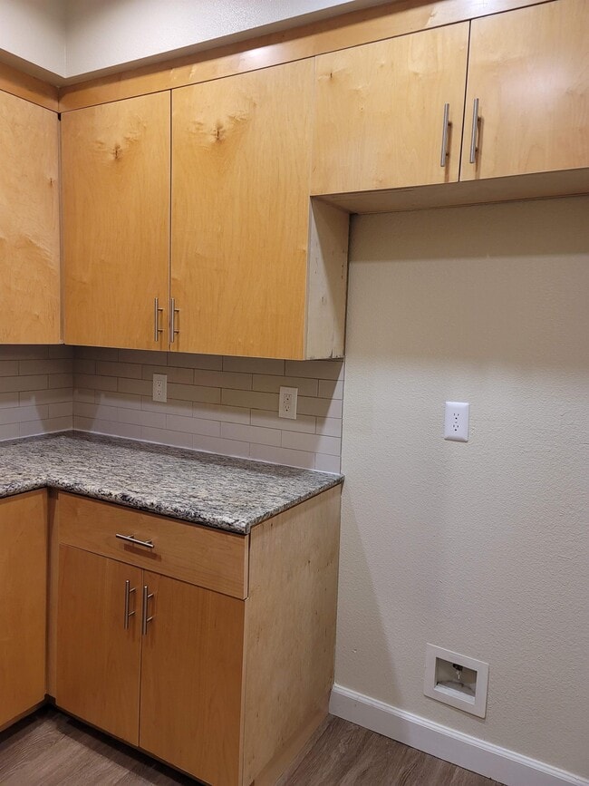 Building Photo - 12455 San Fernando Rd
