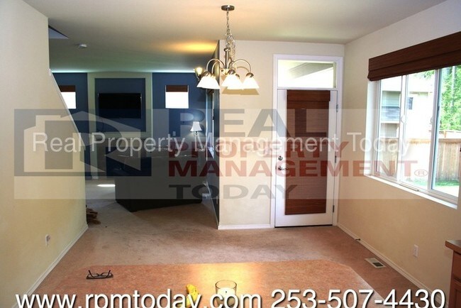 Foto del edificio - 9012 Campus Meadows Loop NE