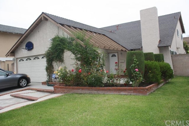 Building Photo - 13734 Beach St