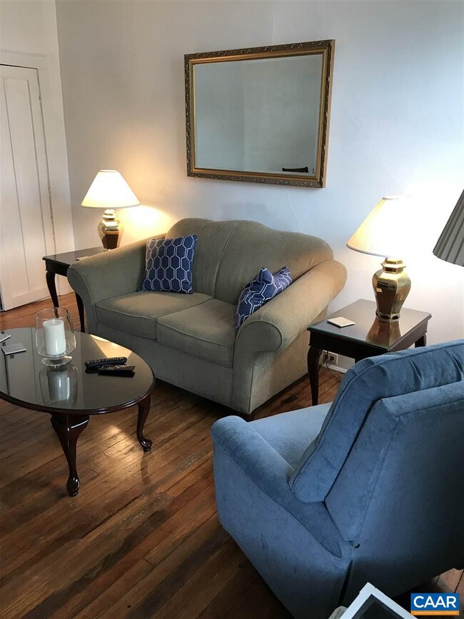 Foto del edificio - 165 Madison Ln