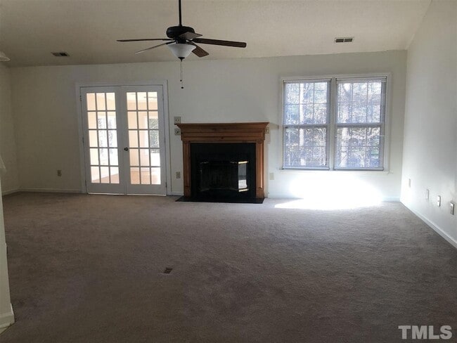 Foto del edificio - 101 Willow Point Ct