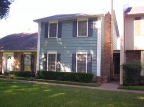 Building Photo - 10018 Artesia Dr