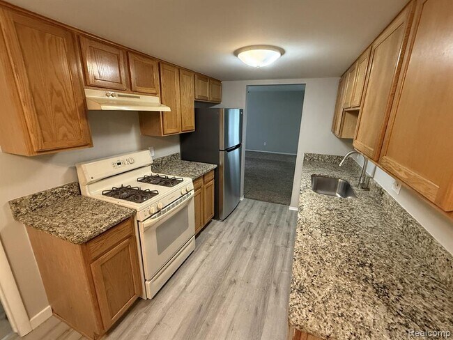 Foto del edificio - 27153 Farmbrook Villa Dr