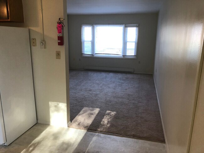 Foto del edificio - 106 Fernwood Ct