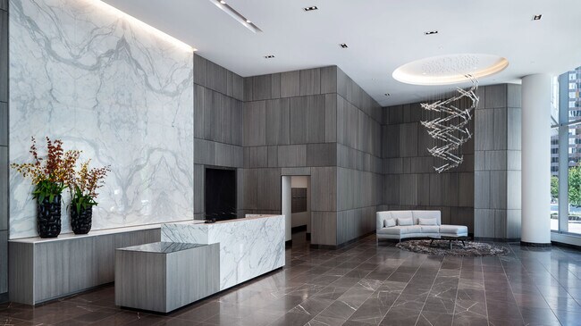 Building Photo - 318 Main St