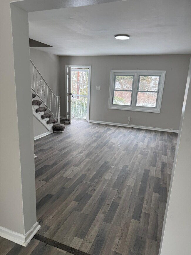 Building Photo - 1431 Edgewood Ave