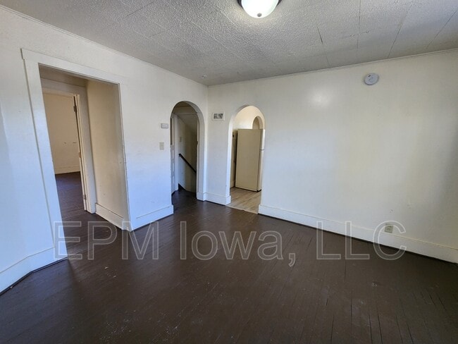 Building Photo - 216 Courtland St