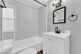 Building Photo - 3118 W 30th St