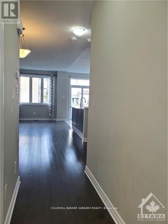 Photo du bâtiment - 948 Kilbirnie Dr
