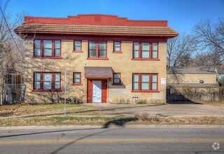 Building Photo - 615 N Marsalis Ave