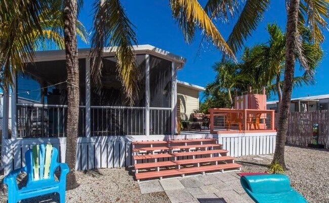 Building Photo - 27954 Tarpon Terrace