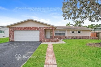 Building Photo - 6832 NW 27th Terrace