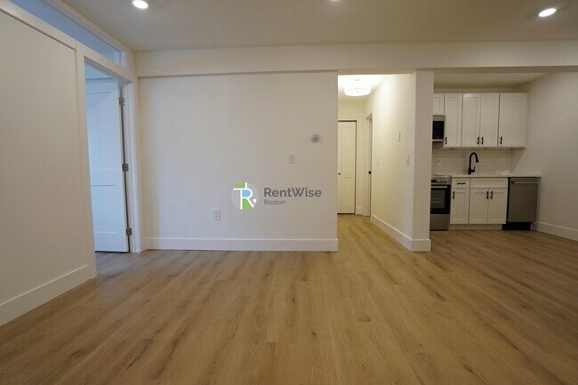 Foto del edificio - 745 E 6th St
