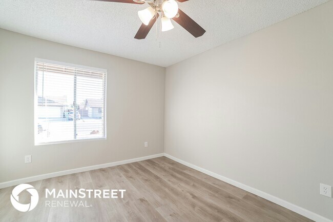 Foto del edificio - 5720 W Purdue Ave