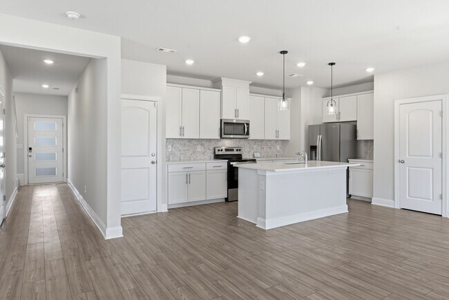 Building Photo - 4371 Skyridge Dr