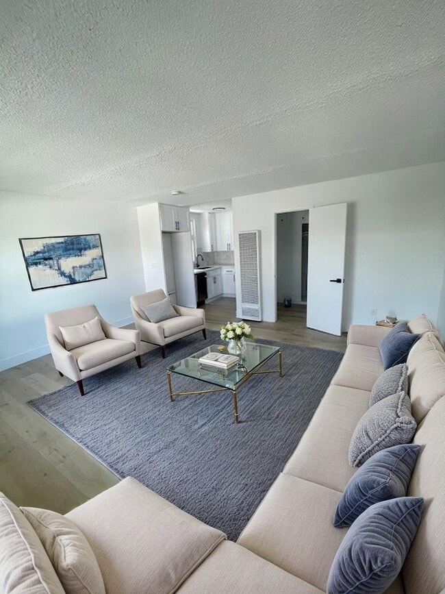 Photo - 18216 Kingsdale Ave Apartment