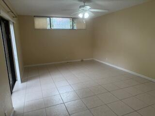 Foto del edificio - 8255 Severn Dr