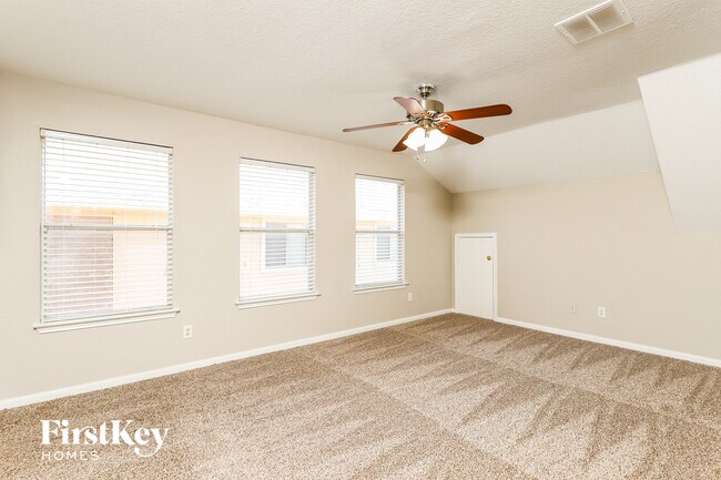 Building Photo - 2225 Crary Meadow