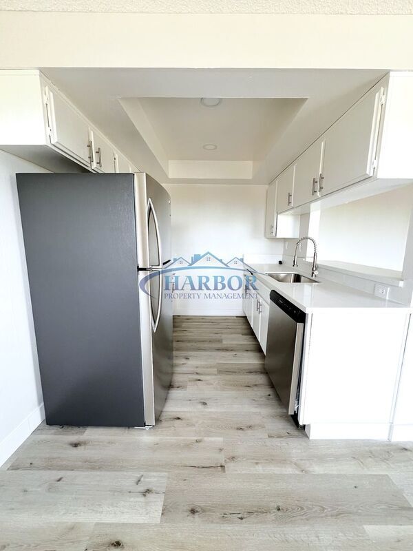 Foto del edificio - 2315 S Grand Ave