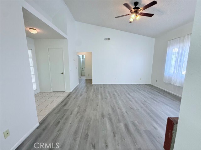 Foto del edificio - 39330 Gainsborough Dr