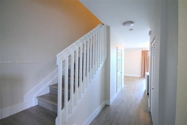 Foto del edificio - 208 SE 29th Ave